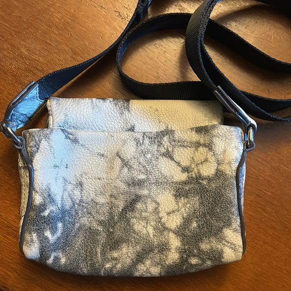AIMEE KESTENBERG Broadway Mini Crossbody Vanilla Black Tie Dye - Picture 2 of 10